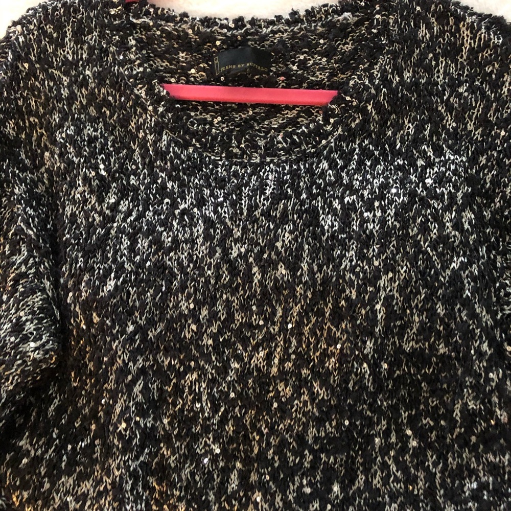 Sweater - Picture 2 of 4